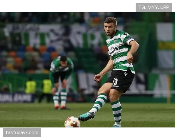 里斯本竞技锋线全面爆发,新赛季回暖表现引发广泛关注 里斯本竞技锋线全面爆发,新赛季回暖表现引发广泛关注