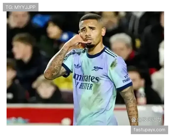 英超激战:曼联逆转制胜,利物浦险胜阿森纳,冠军悬念再升级 英超激战:曼联逆转制胜,利物浦险胜阿森纳,冠军悬念再升级