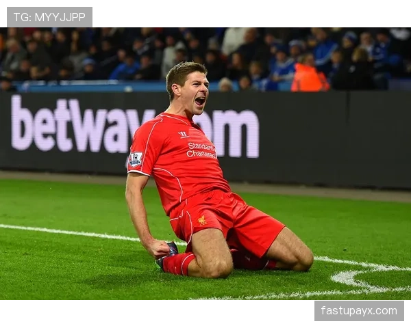 贝林厄姆 vs 杰拉德:全能中场的攻防结构与时代适配差异 贝林厄姆 vs 杰拉德:全能中场的攻防结构与时代适配差异